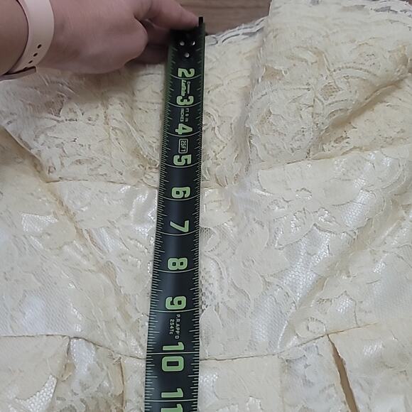 Vtg 1950s Cream Lace over Satin Strapless Dress & Jacket - Picture 5 of 14